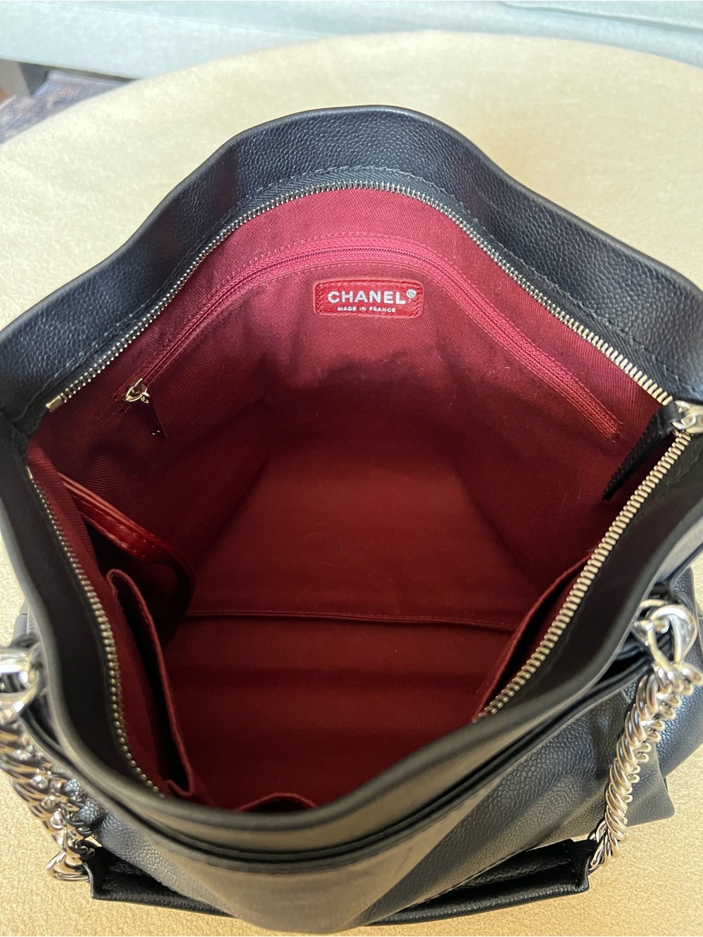 CHANEL Black Leather Shoulder Bag with Burgundy Interior